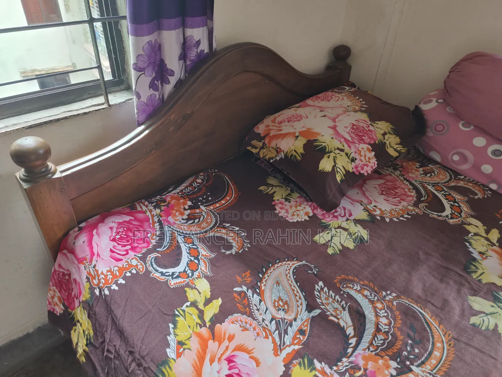 Teak Wood Bed