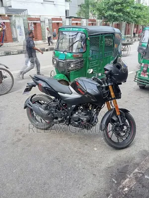 Hero Xtreme 160R 4V 2025 Black