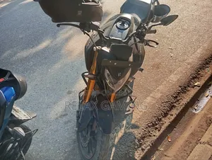 Hero Xtreme 160R 4V 2025 Black