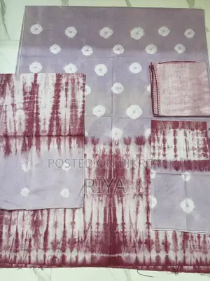 ১টা বাটিক থ্রিপিছ