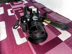 Nikon 5300