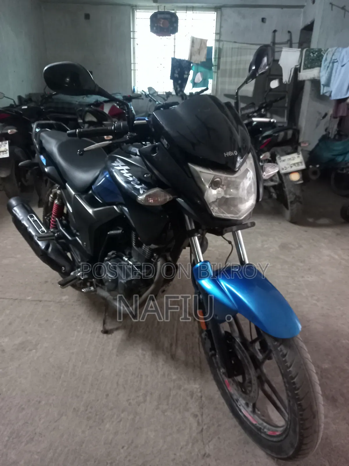 Hero Hunk 2022 Black