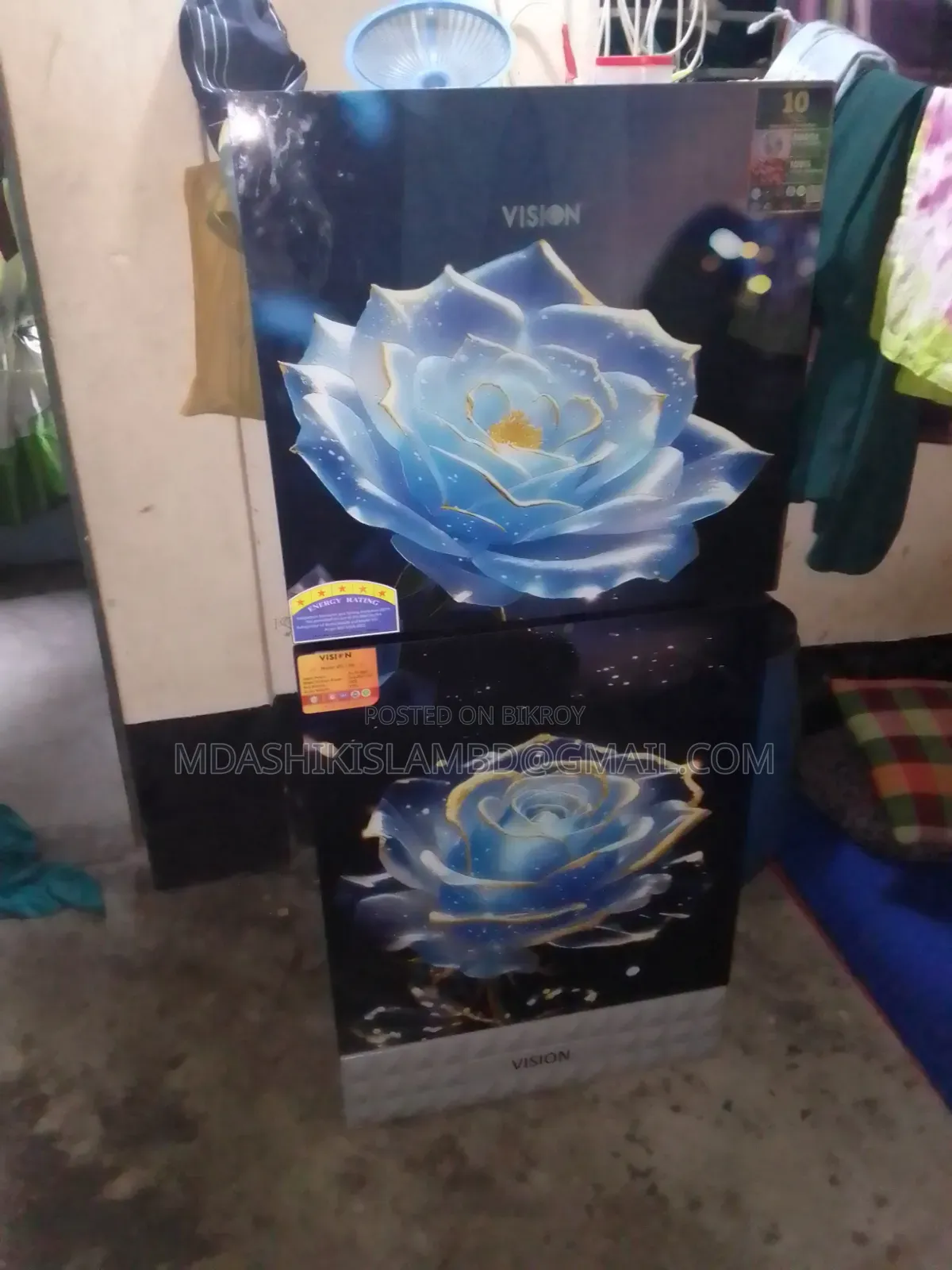 ভিশন এর ১৫০লিটার ফ্রীজটা বিক্রি হবে ৪মাস আগে কিনা টাকা দিয়ে কিনা