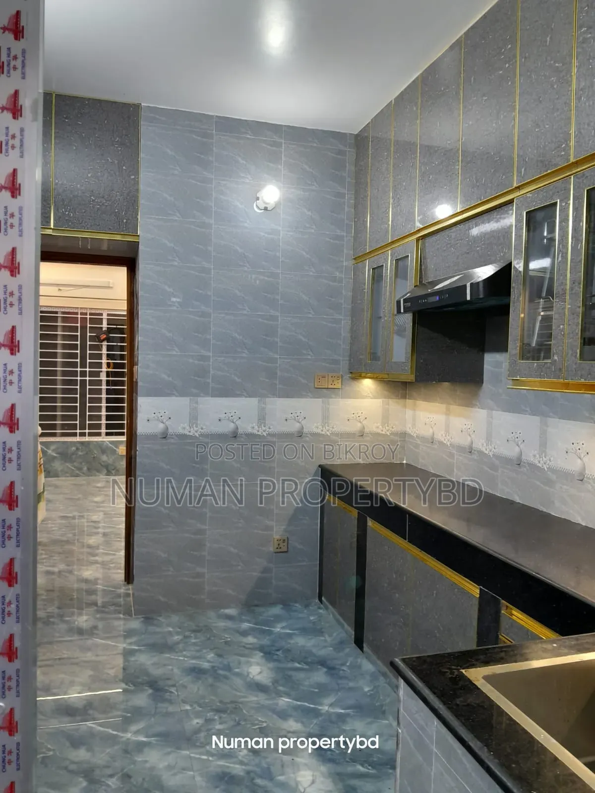 3-bedroom Apartment in Numan Property Bd, Basundhara for rent