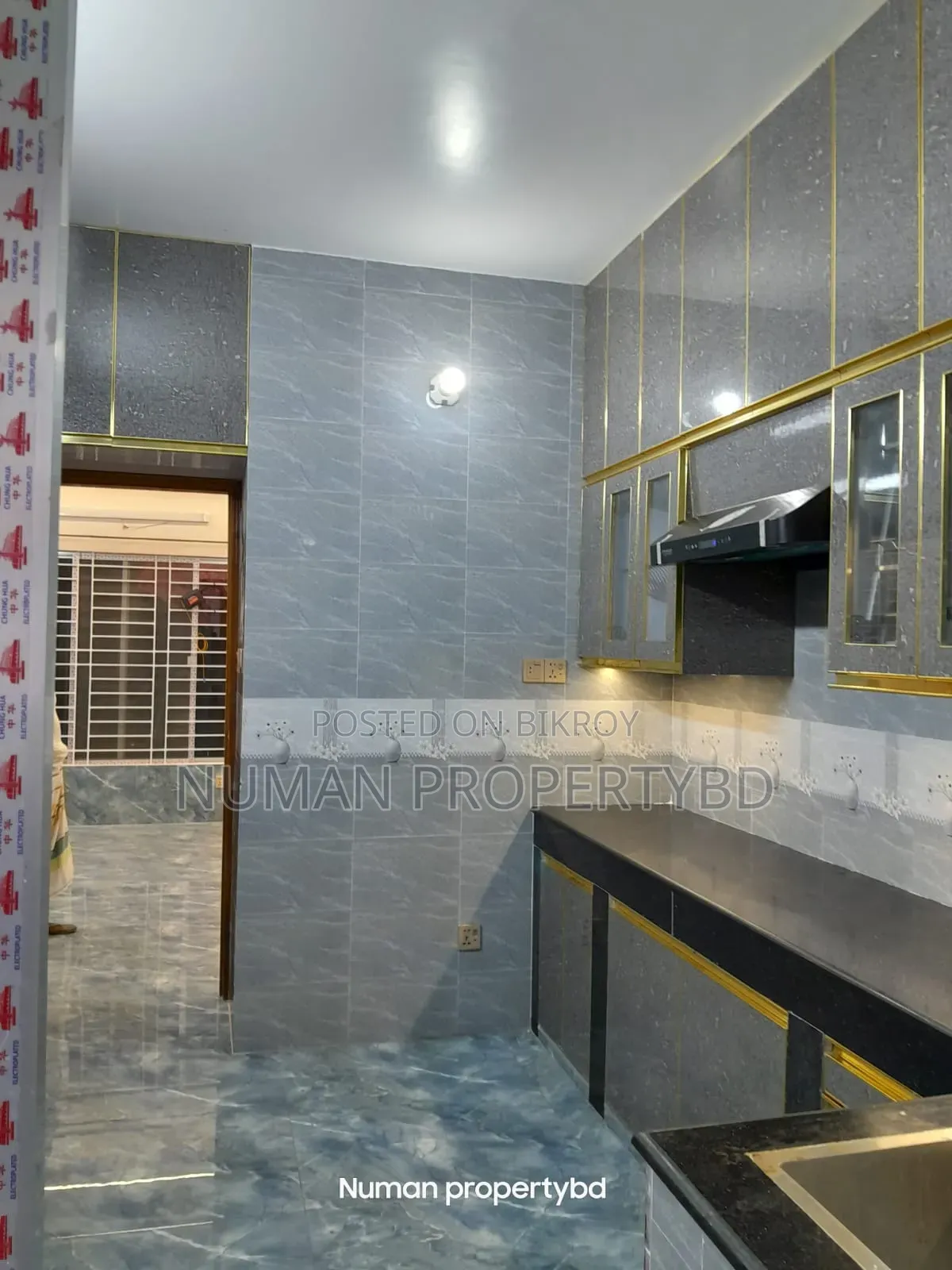 3-bedroom Apartment in Numan Property Bd, Basundhara for rent