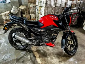 TVS Raider 125 2022 Red