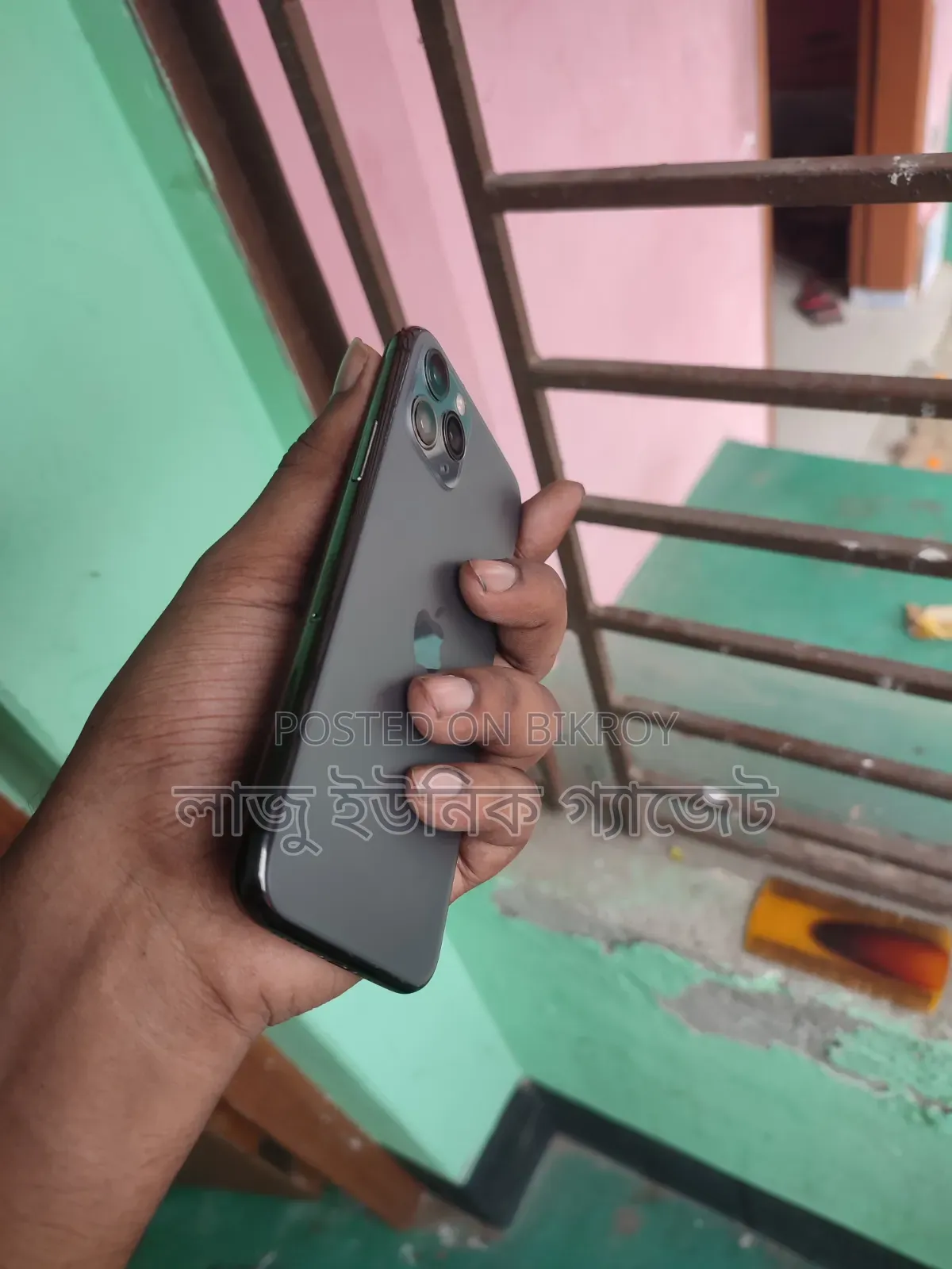 অ্যাপল আইফোন ১১ প্রো ৬৪ জিবি কালো