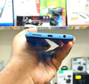 Infinix Hot 20i 64 GB Blue