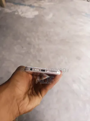 Apple iPhone 6s 64 GB Rose Gold