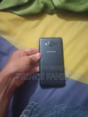 Samsung Galaxy J2 8 GB Black