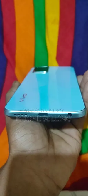 Vivo Y33s 128 GB Blue