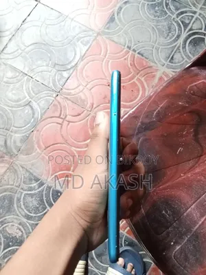 Symphony Z33 32 GB Blue