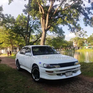Toyota Corolla 1992 White