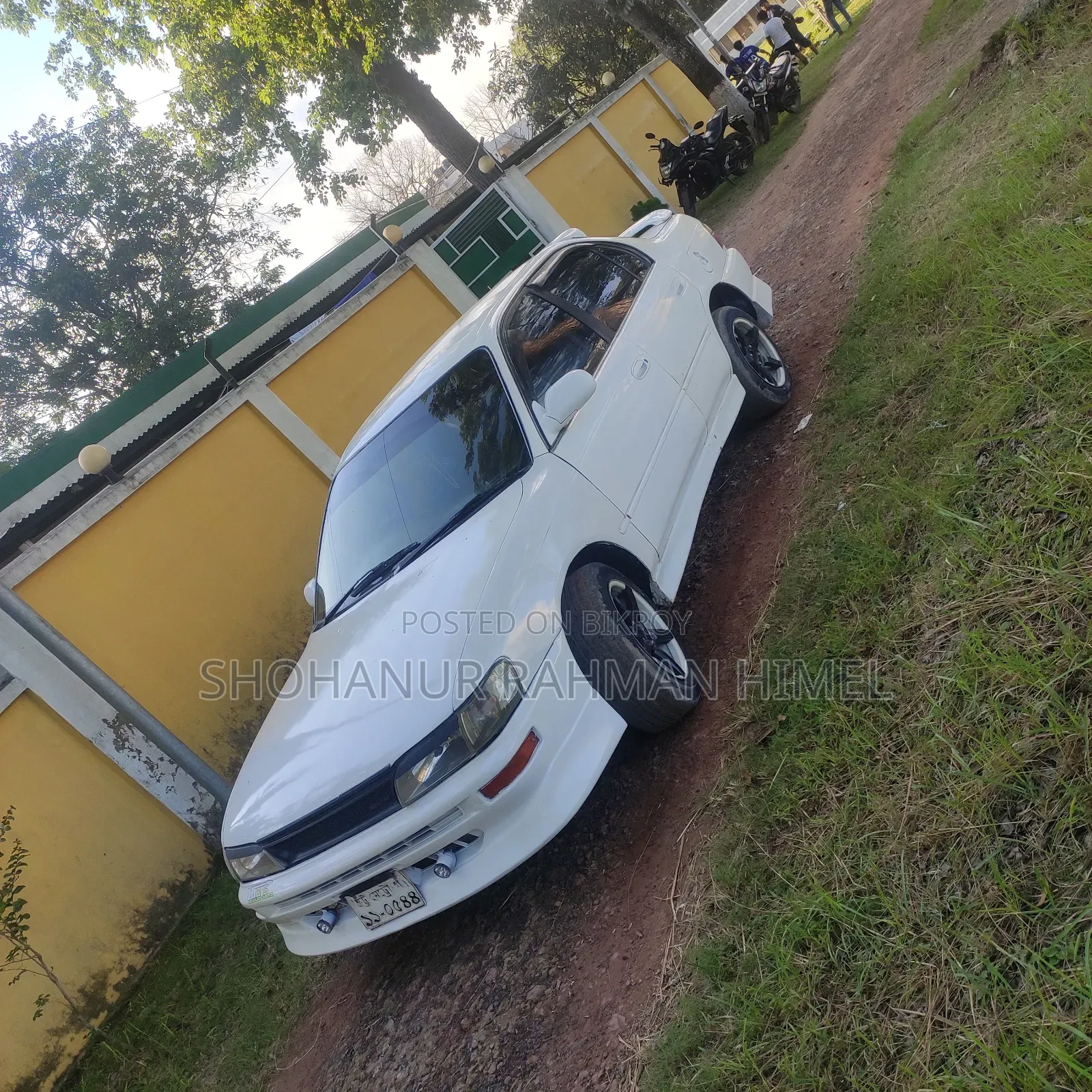 Toyota Corolla 1992 White