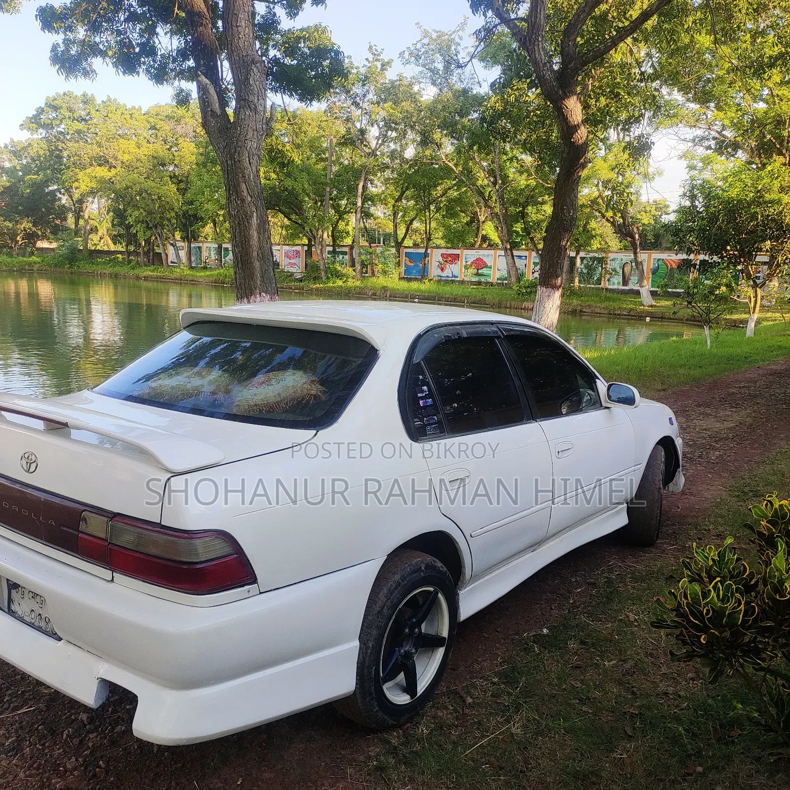 Toyota Corolla 1992 White