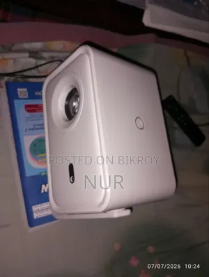 স্মার্ট অ্যান্ড্রয়েড প্রজেক্টর