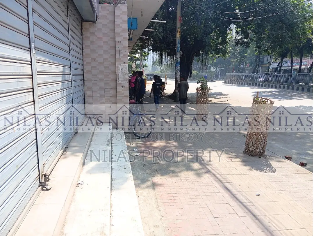 Ground Floor Showroom/Café Shop Space for Rent in Mirpur