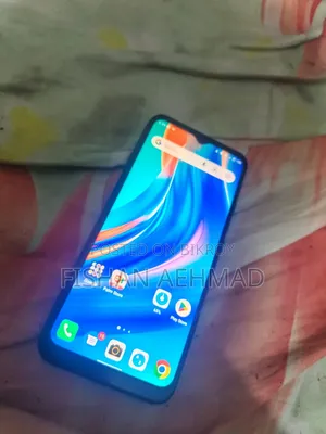 Tecno Spark Go 64 GB Bronze
