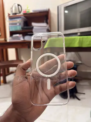 iPhone 16 Plus Anti Yellow Magsafe Clear Case