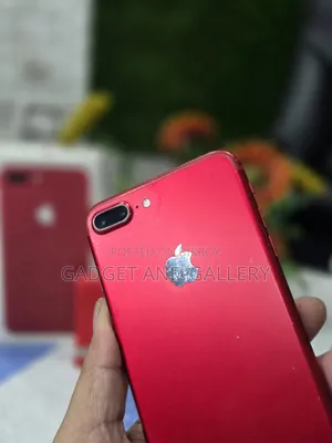 Apple iPhone 7 Plus 128 GB Red