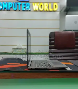 Laptop HP ZBook Firefly G8 16GB Intel Core I5 SSD 512GB