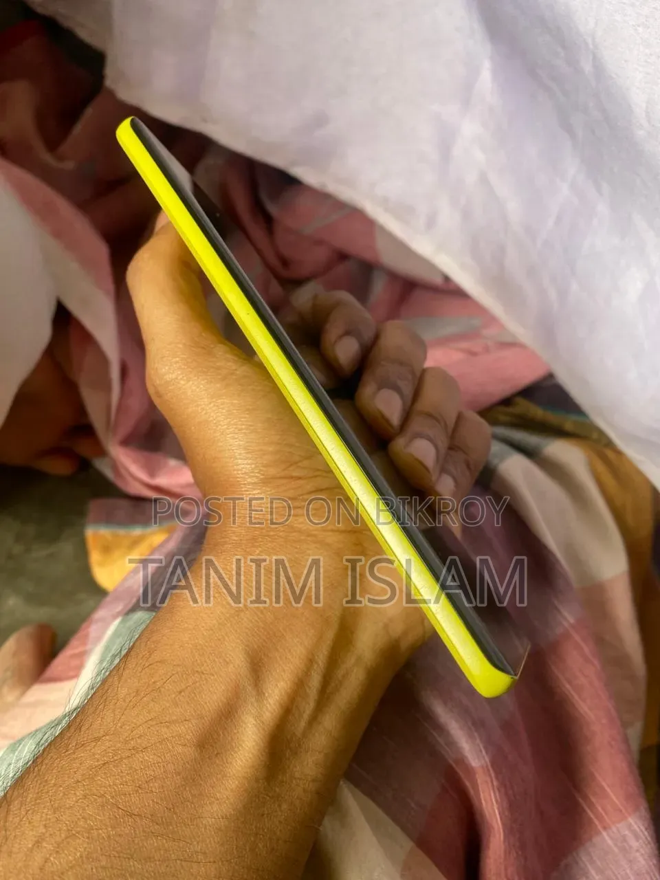 Motorola Moto G85 128 GB Yellow