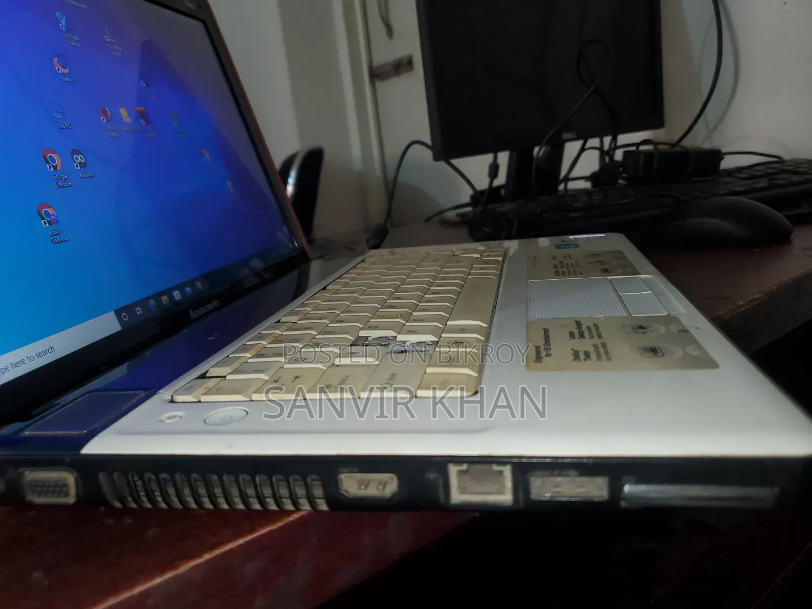 Laptop Lenovo IdeaPad Y550 4GB Intel Core 2 Duo SSD 128GB
