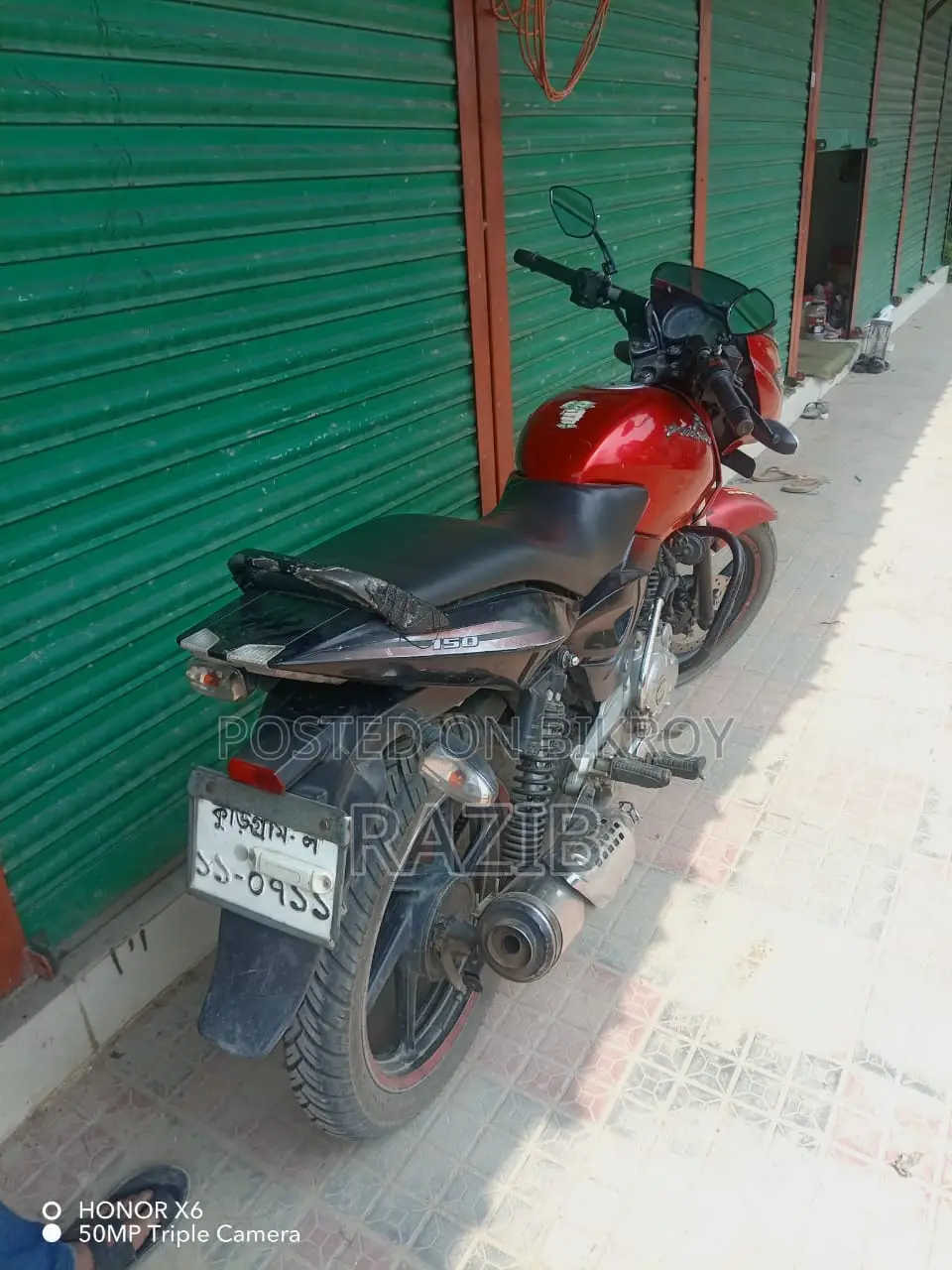 Bajaj Pulsar 150 2015 Red