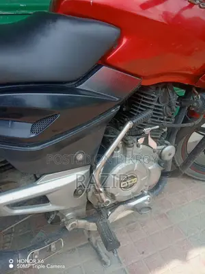 Bajaj Pulsar 150 2015 Red