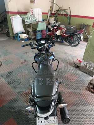নতুন টিভিএস স্ট্রাইকার ১২৫ ২০২২ নীল