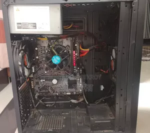 Desktop Computer Gigabyte 8GB Intel Core i5 SSD 512GB