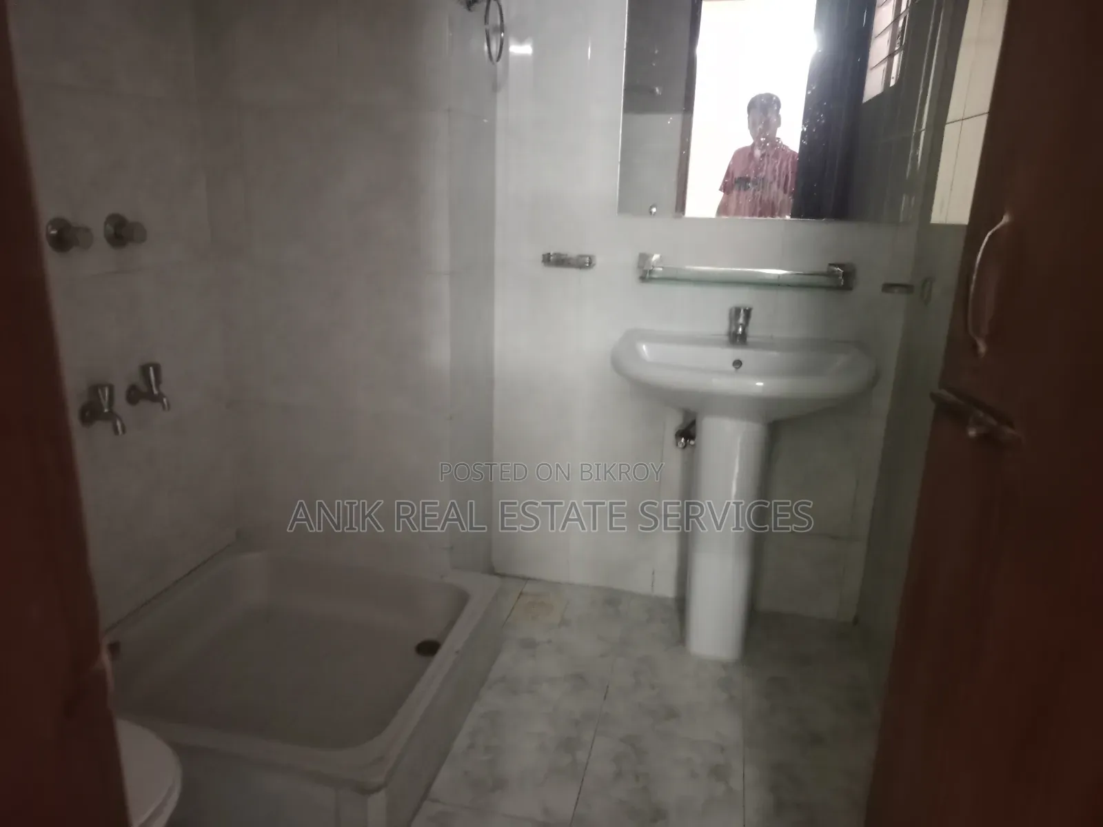 3 Bedroom Apartment in Anik Real Estate, Gulshan for Rent