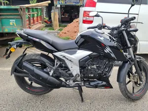 TVS Apache 160 4V 2022 Black