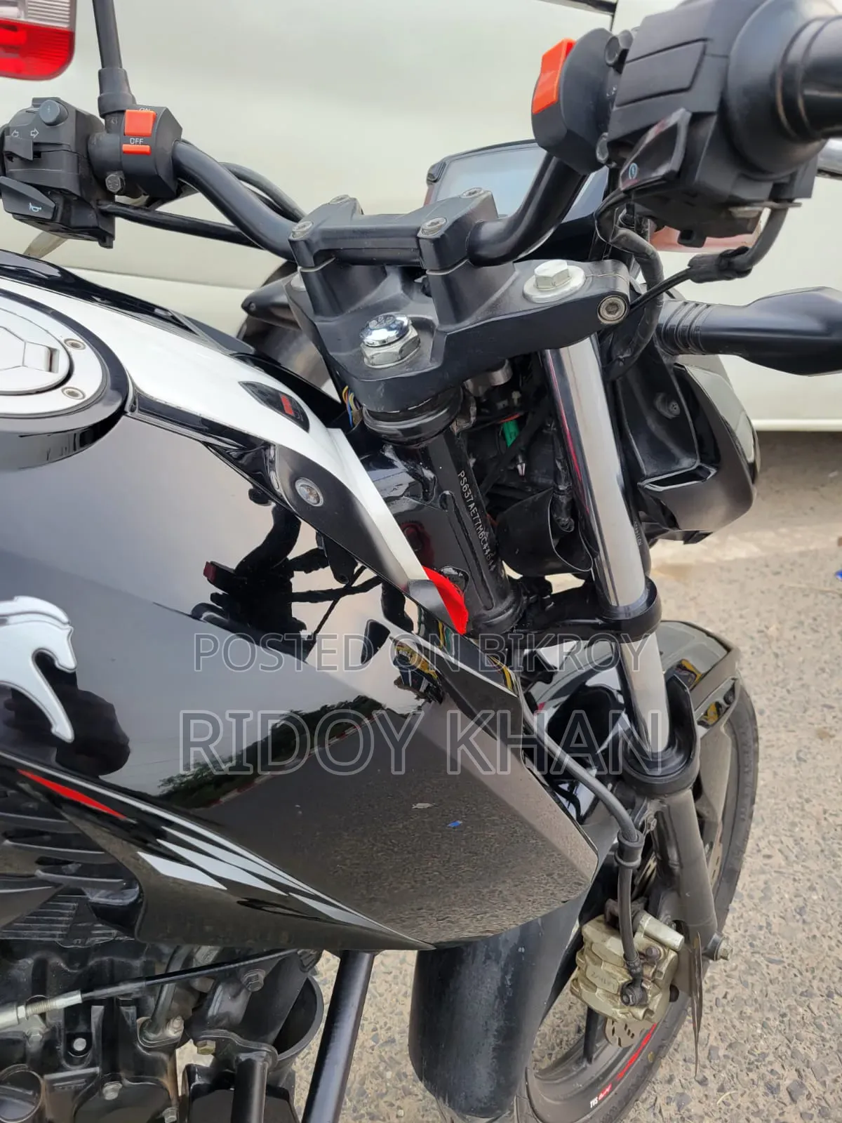 TVS Apache 160 4V 2022 Black