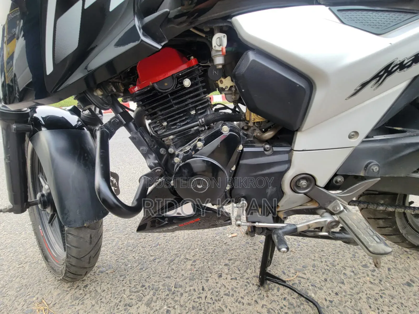 TVS Apache 160 4V 2022 Black