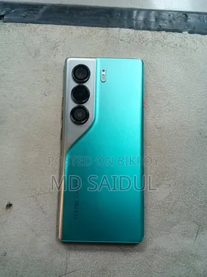 টেকনো ক্যামন ৪০ প্রো ৫জি ২৫৬ জিবি ব্লু