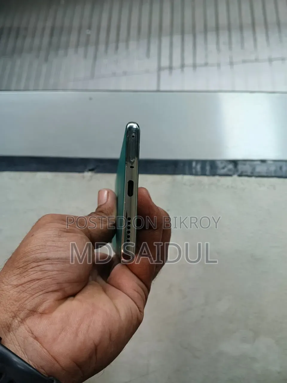 টেকনো ক্যামন ৪০ প্রো ৫জি ২৫৬ জিবি ব্লু
