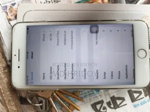 Apple iPhone 8 Plus 64 GB White