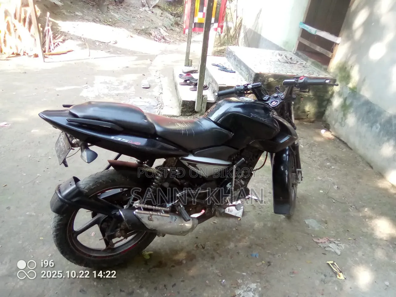 Bajaj Pulsar 135 LS 2020 Black