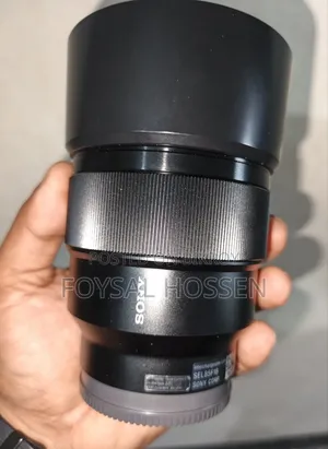 Sony A6400 With 16-50 Sony 85mm Lens