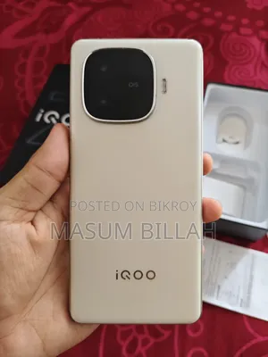 ভিভো আইকিউওও জেড৯ টার্বো ২৫৬ জিবি সাদা