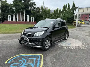 টয়োটা রাশ ১.৫ এডব্লিউডি ২০১১ ব্ল্যাক