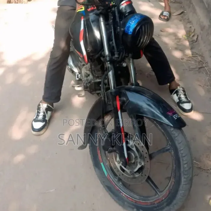 Bajaj Pulsar 135 LS 2020 Black
