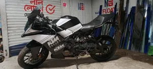 কেটিএম আরসি ১২৫ ২০২১ হোয়াইট