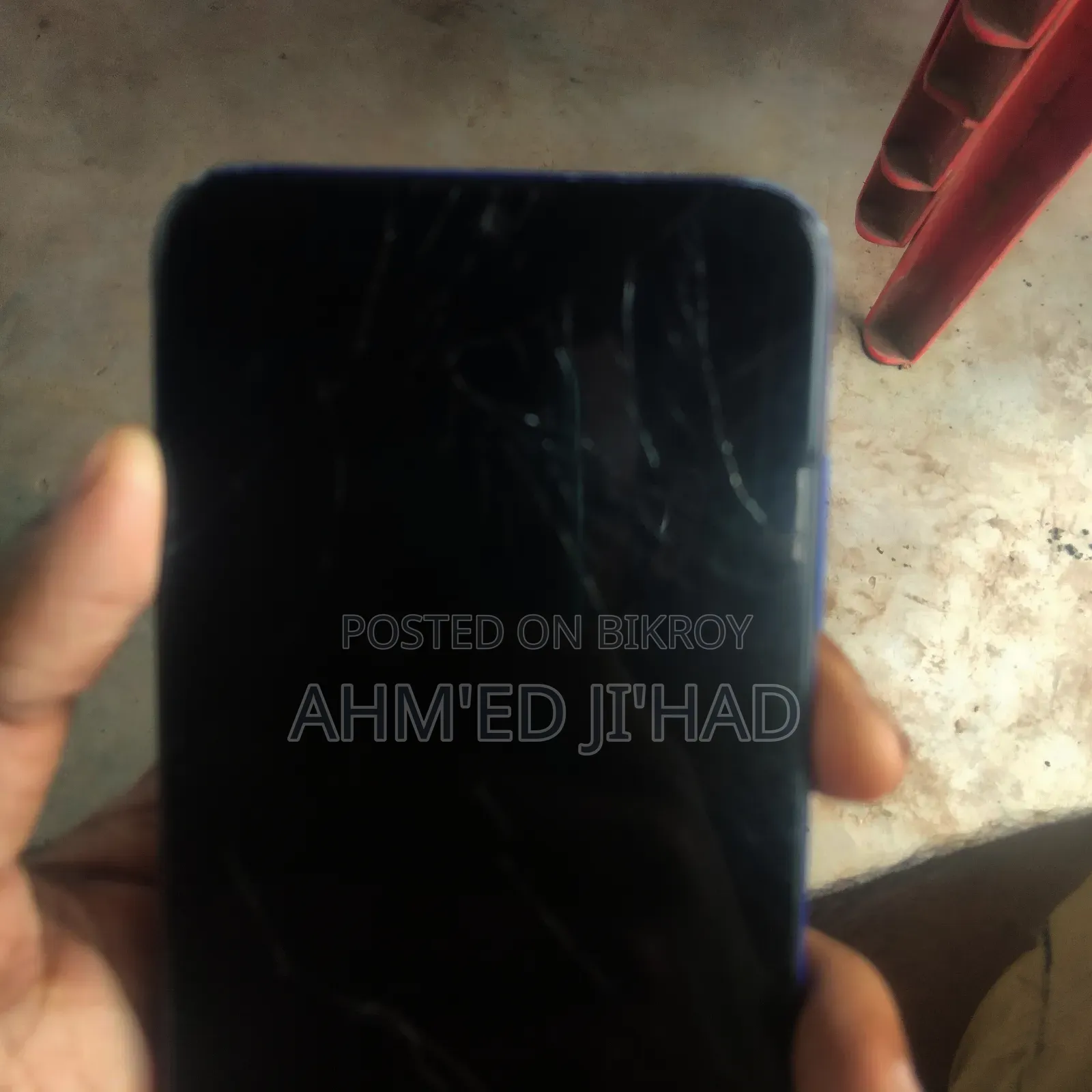 Apple iPhone 11 128 GB Red