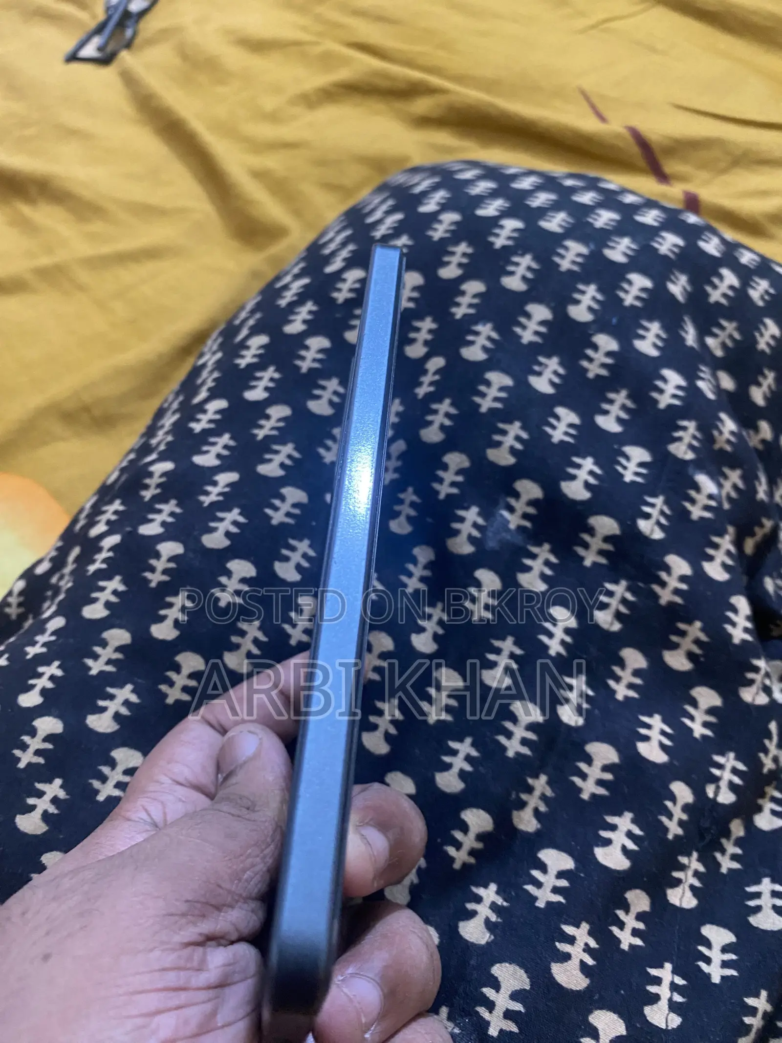 ভিভো ওয়াই২০০ ১২৮ জিবি কালো