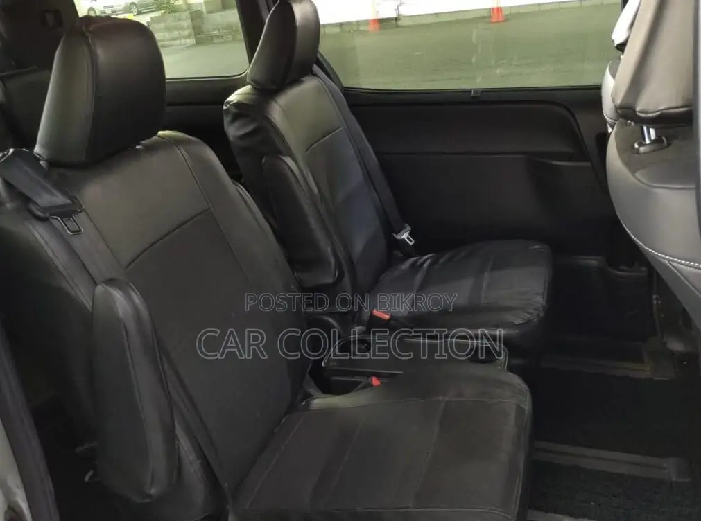 Toyota Noah 2021 Pearl