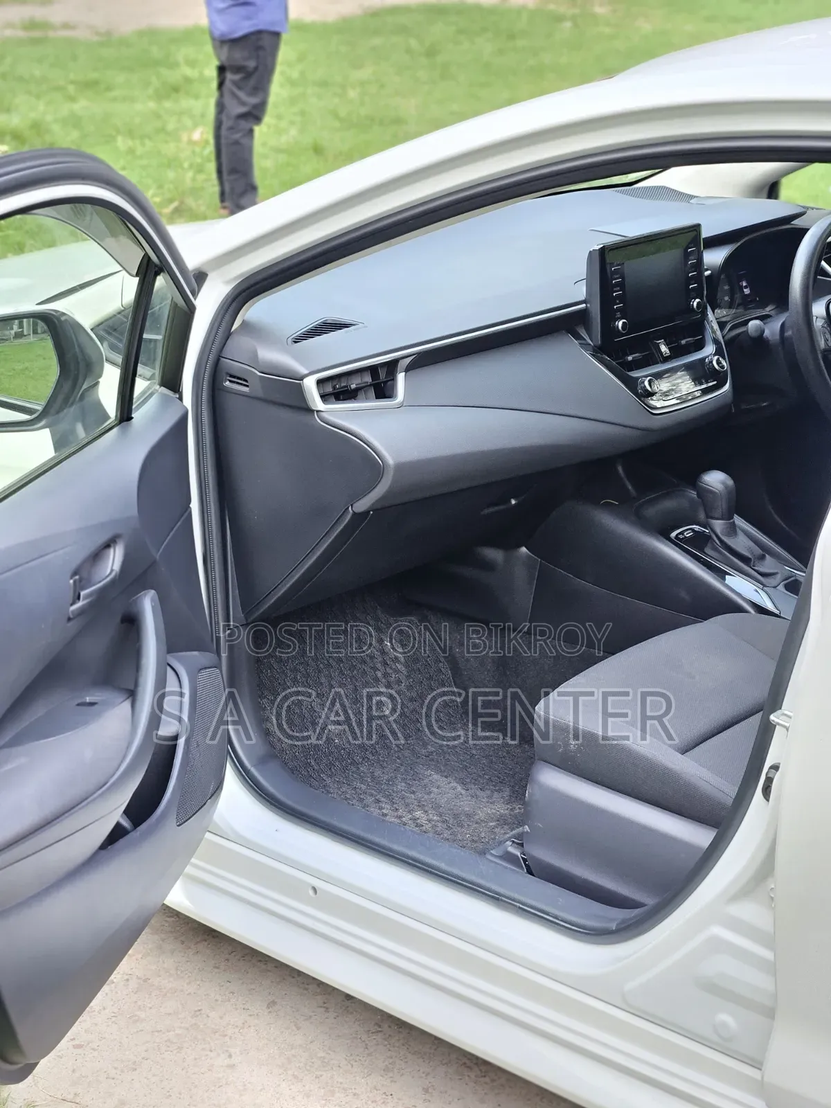 Toyota Corolla 2020 Pearl