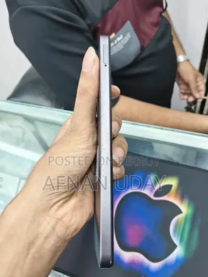 রিয়েলমি ১৪এক্স ২৫৬ জিবি ব্ল্যাক