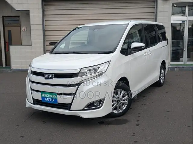 Toyota Noah 2021 Pearl